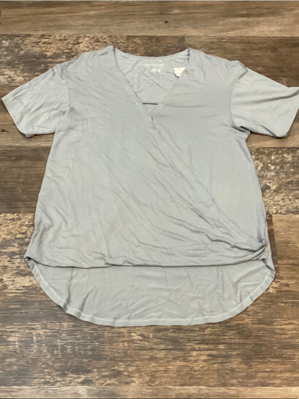 American Eagle Outfitters Light Gray Short Sleeve Wrap Top